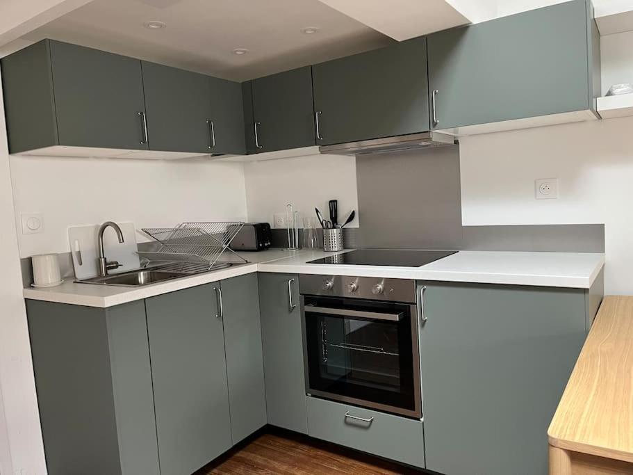 Apartment Refait A Neuf A Proximite Du Centre *